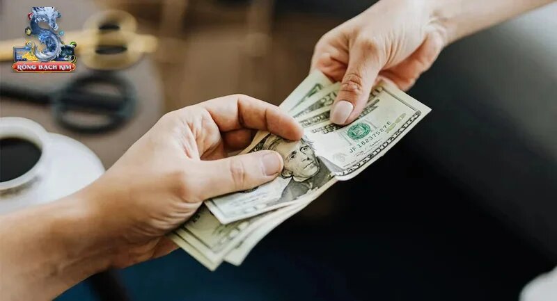 Giấc mộng bán hàng cho quan có thể mang ý nghĩa tốt xấu