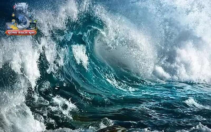 Ngủ mơ thấy sóng biển thể hiện việc không lành